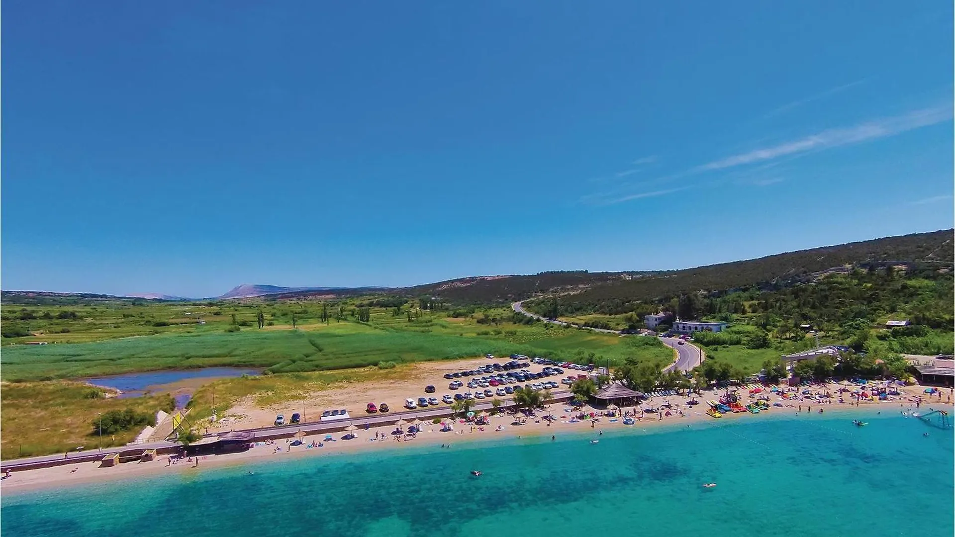 2 Bedroom Beautiful Apartment In Mandre Chorvatsko