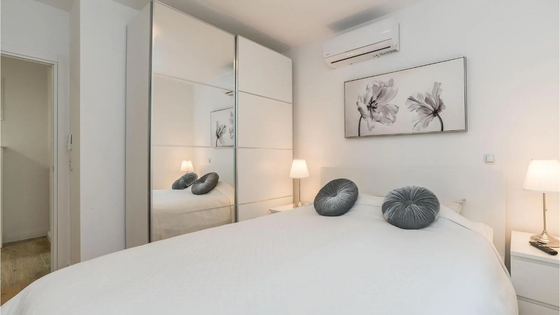 2 Bedroom Beautiful Apartment In Mandre Croatia