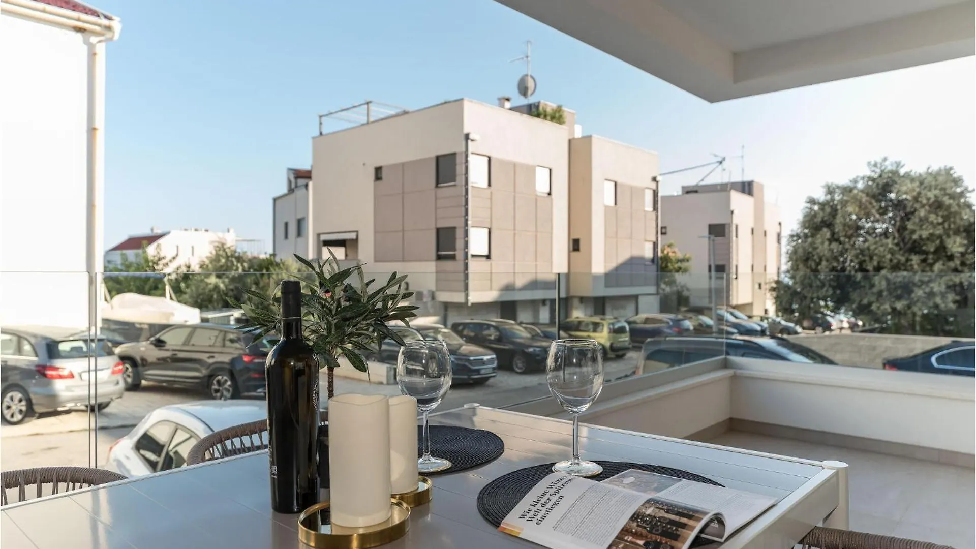 2 Bedroom Beautiful Apartment In Mandre 0*,