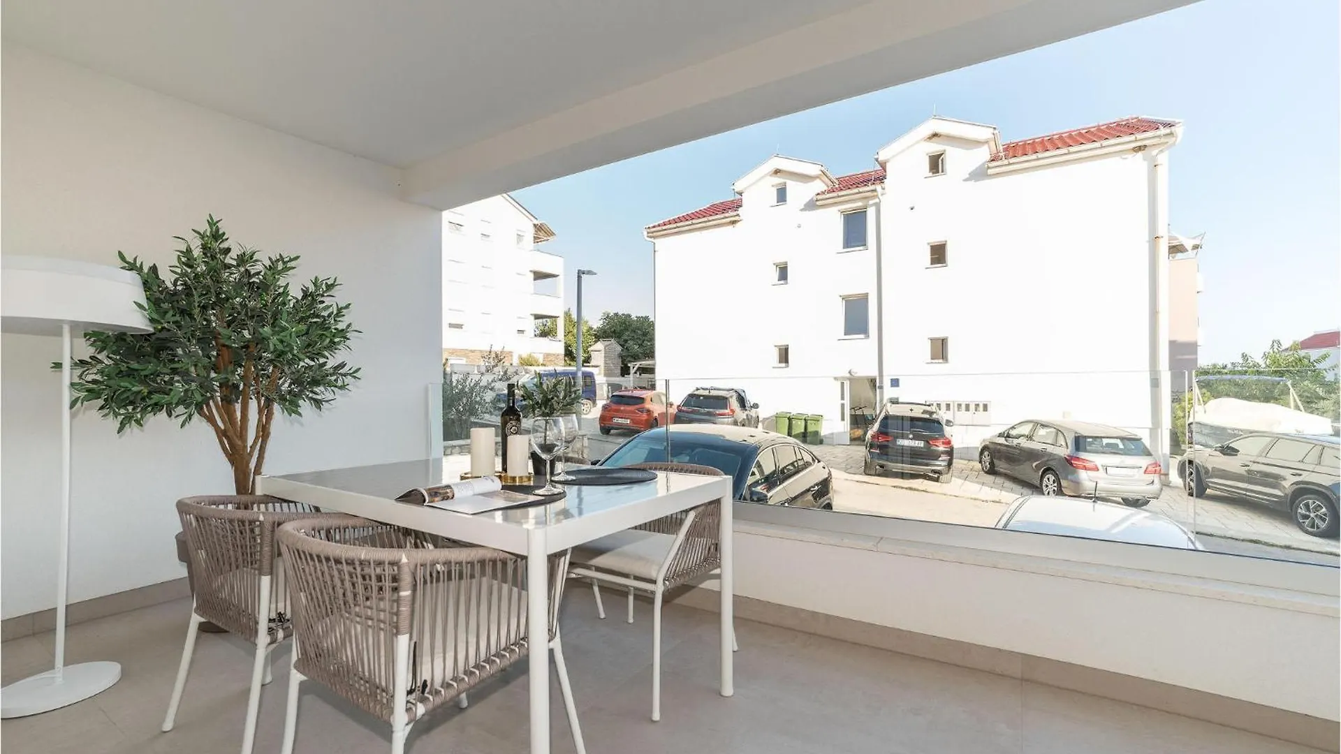 2 Bedroom Beautiful Apartment In Mandre Croatia
